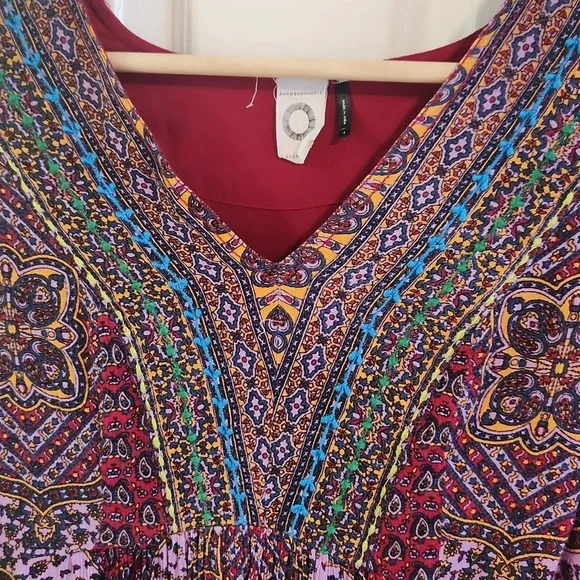 Anthropologie Akemi + Kin Flowy Top Small - Picture 6 of 6